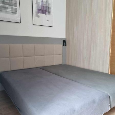 Aparthotel In Warsaw Very Close To The City Center, Free Underground Parking, Wifi, Air Conditioning, Balcony Varsóvia Exterior foto